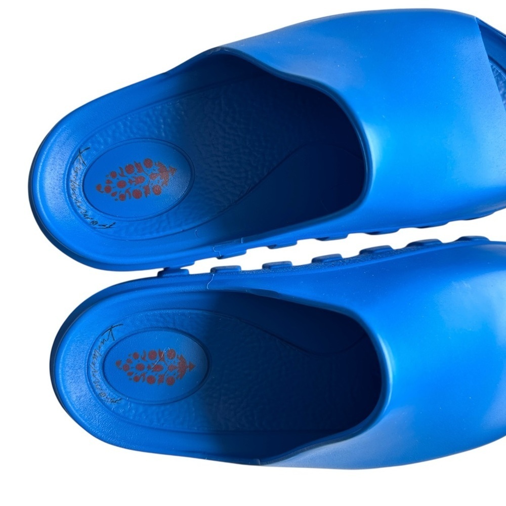 NWOT Free People Halftime Slides in All Abord - Picture 8 of 9